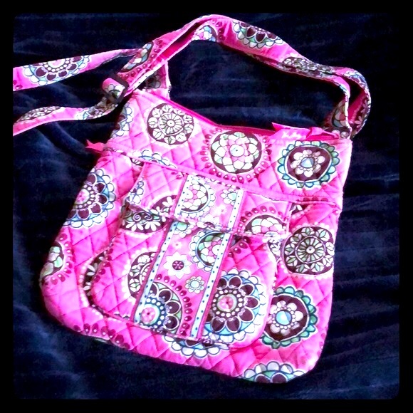 Vera Bradley Handbags - Grandmacore VERA BRADLEY‎ Pink Pinwheel Crossbody Bag